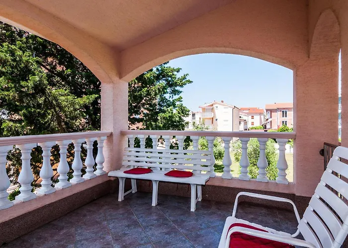 Four-bedroom In * פריבלאקה