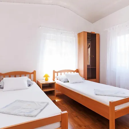 Holiday home Four-bedroom In Privlaka (Zadar)